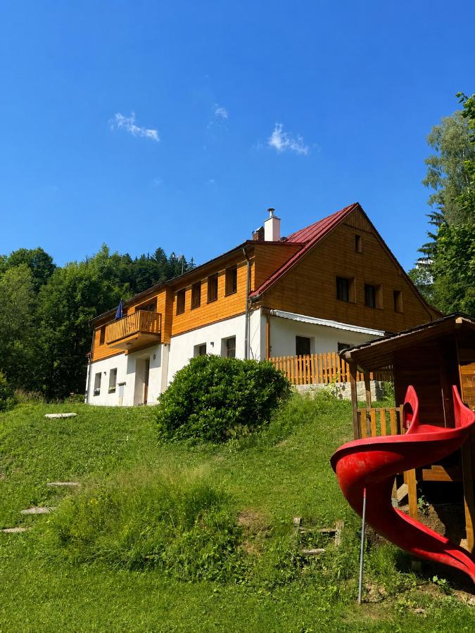 Apartmány Bramborka - Chambres d'hôtes Janov nad Nisou