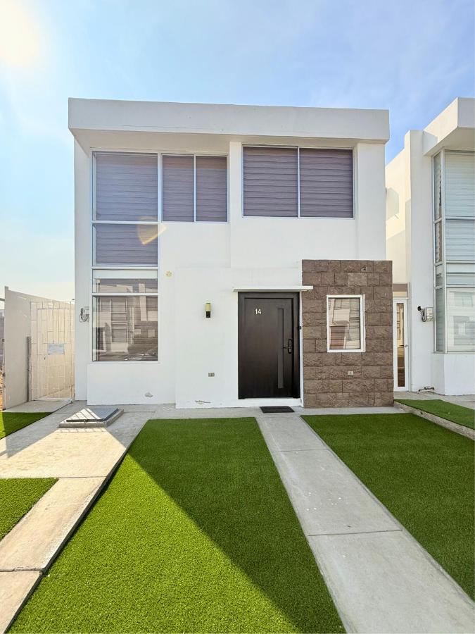 Casa Familiar a Pasos del Mar Playa y Felicidad - Chambres d'hôtes Manta Ecuador