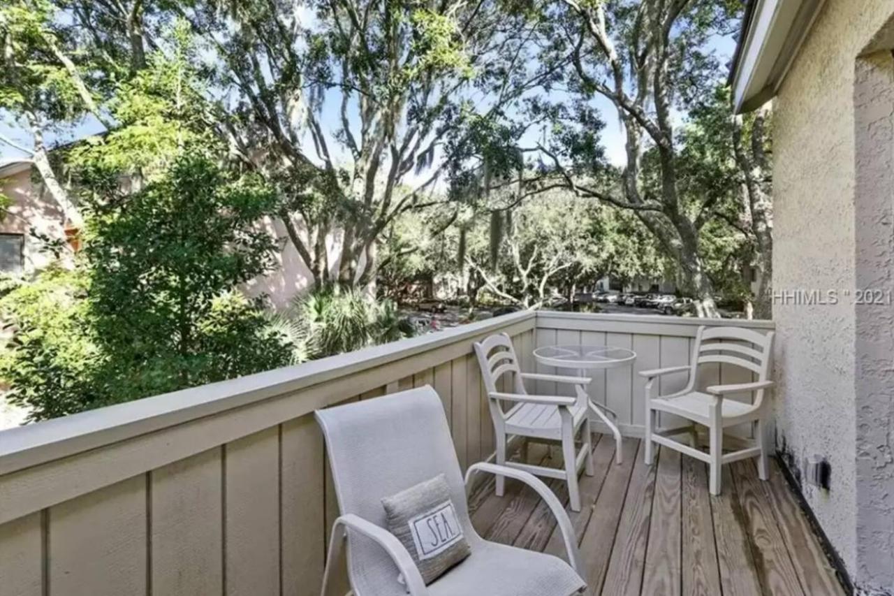 New Pics! Harbour Town 3BR/3BA - Pool Access - Book Now - Chambres d'hôtes Hilton Head
