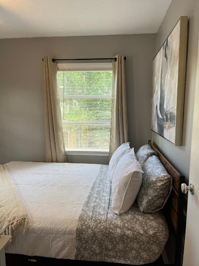 3BR 5 Beds Groups Ask for Last-Minute Deal! - B&B Valdosta
