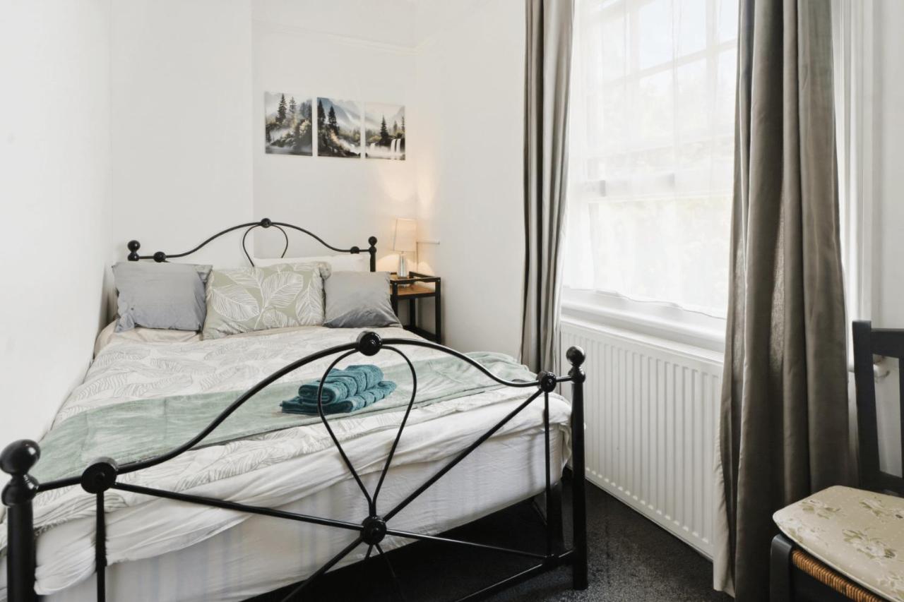 Park View En-Suite - B&B Egham