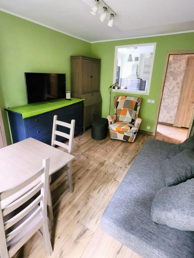 Green Corner - 3-Room Apartment in Gdynia City Centre - Ferienwohnung Gdingen