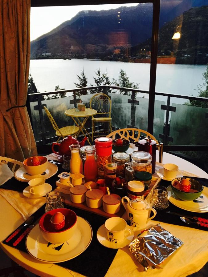 Breakfast at Tiffanys - B&B Queenstown