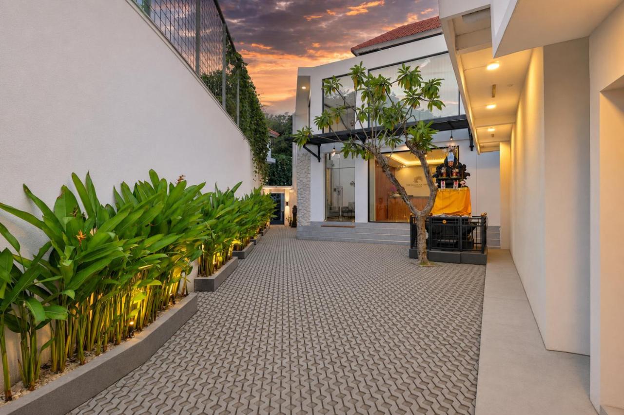 The Radiance Villas Seminyak - Bed and Breakfast Padang