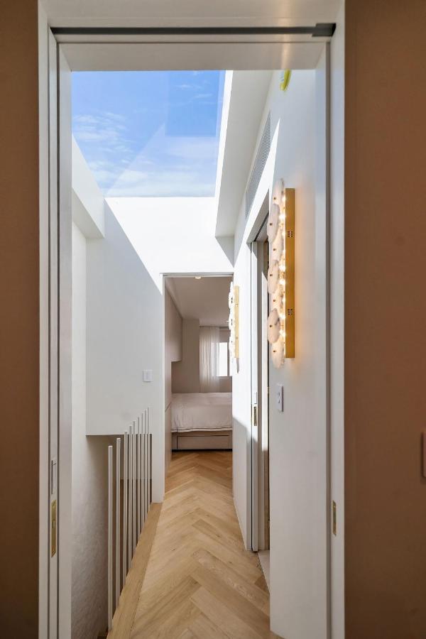 Luxury Paddington Terrace with Courtyard & Balcony - B&B Sídney