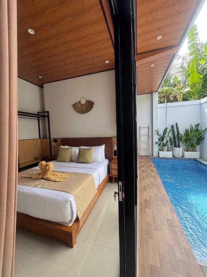Griya Becik Lovina - Private Pool Villa near Lovina Dolphin Spot - B&B Lovina