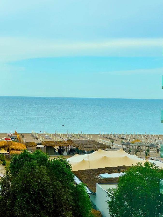 Summerland Seaview Mamaia Apartaments - B&B Mamaia