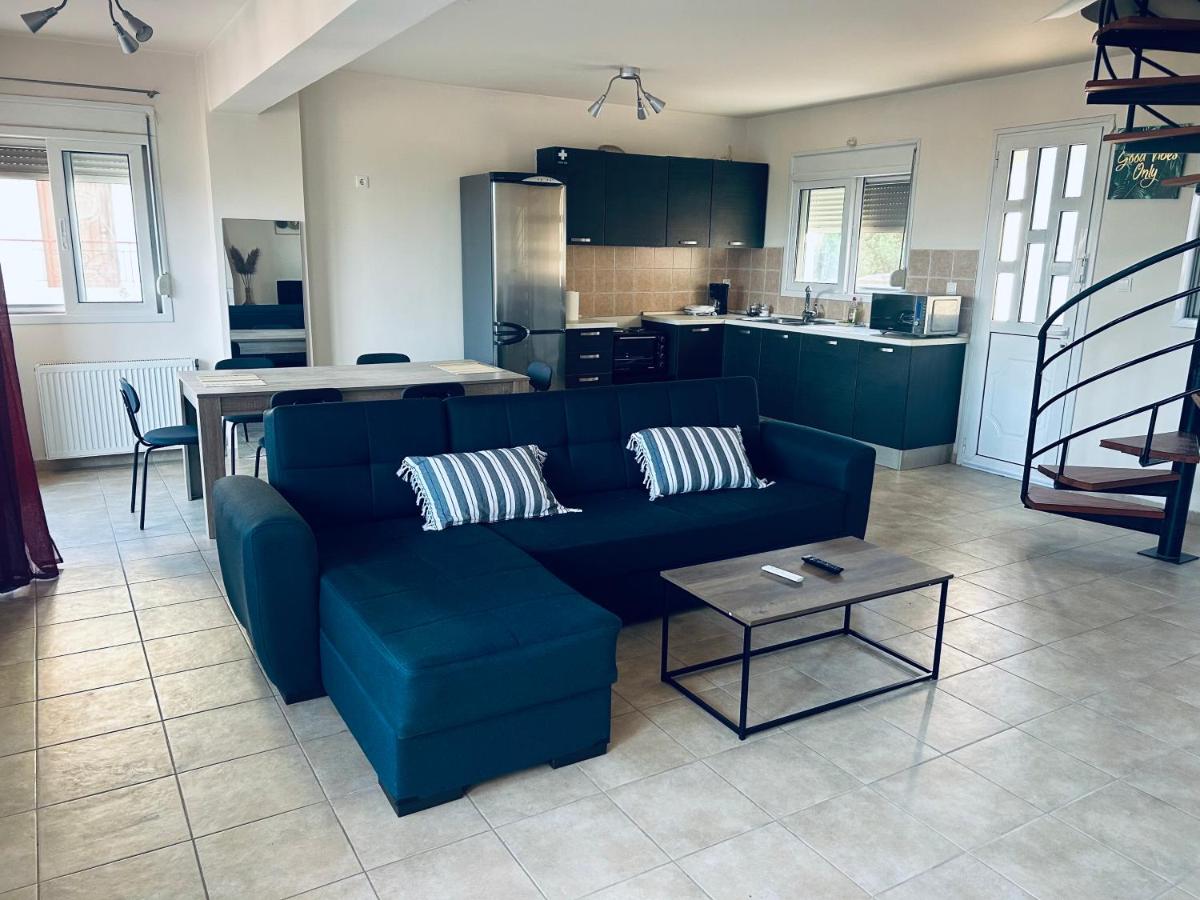 Lumina Villa Sea-View Near Airport-Beach - B&B Loutsa