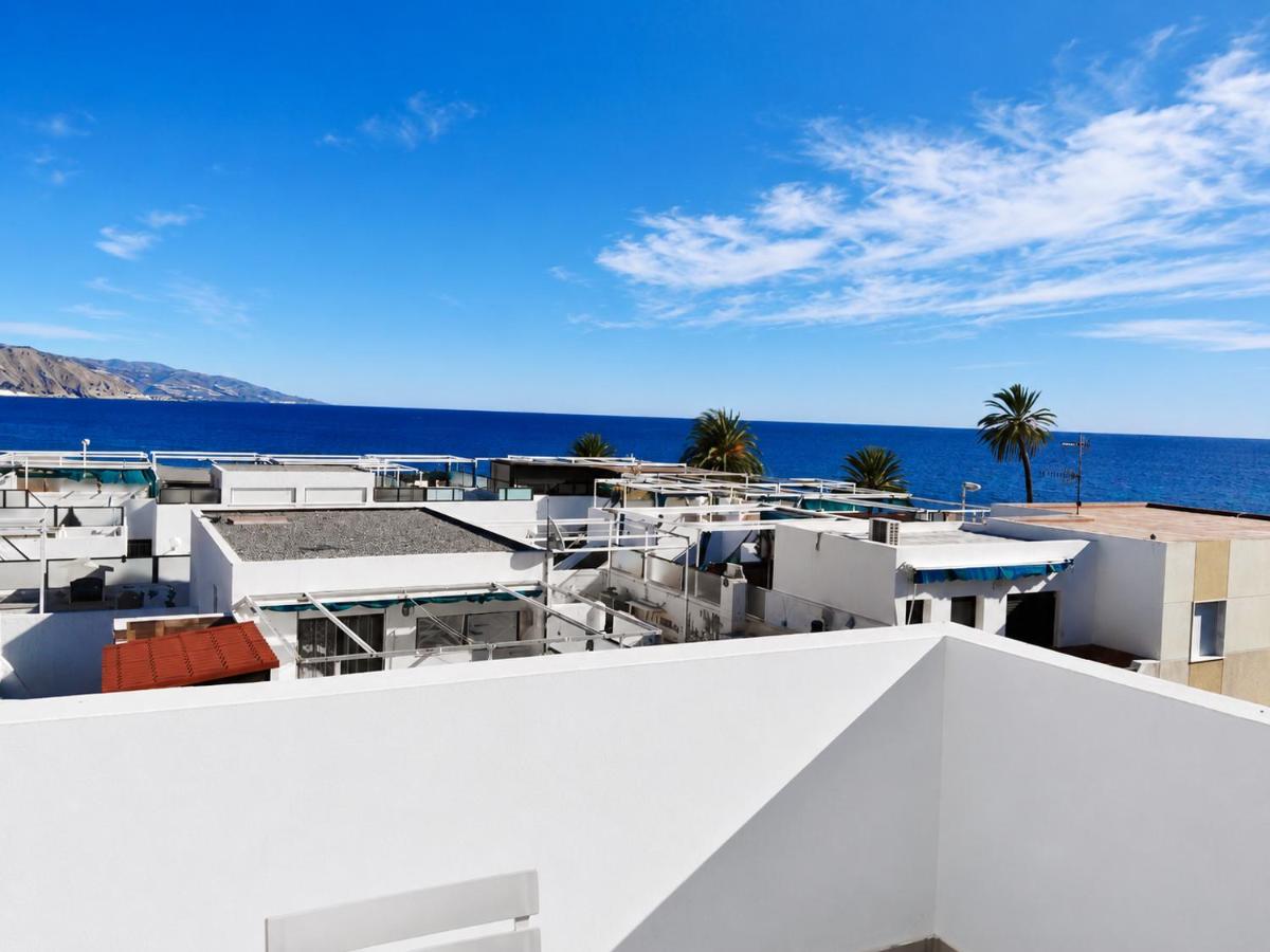 Velez Nazari Cambriles - B&B Lújar