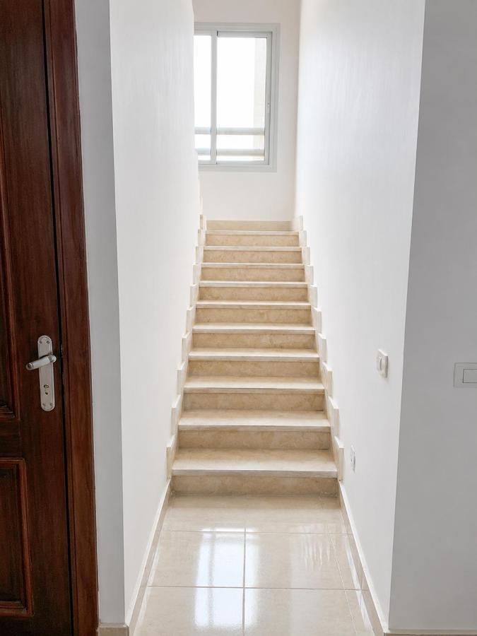 Spacious Duplex with Private Roof, Blumar El Sokhna, Families only - Ferienwohnung Al ‘Ayn as Sukhnah