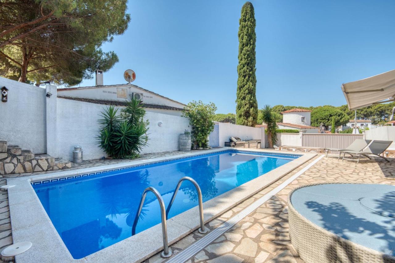 Blamar - B&B l'Escala
