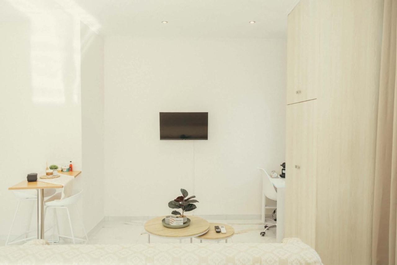 Β&Δ Central Little Nest - Chambres d'hôtes Chios