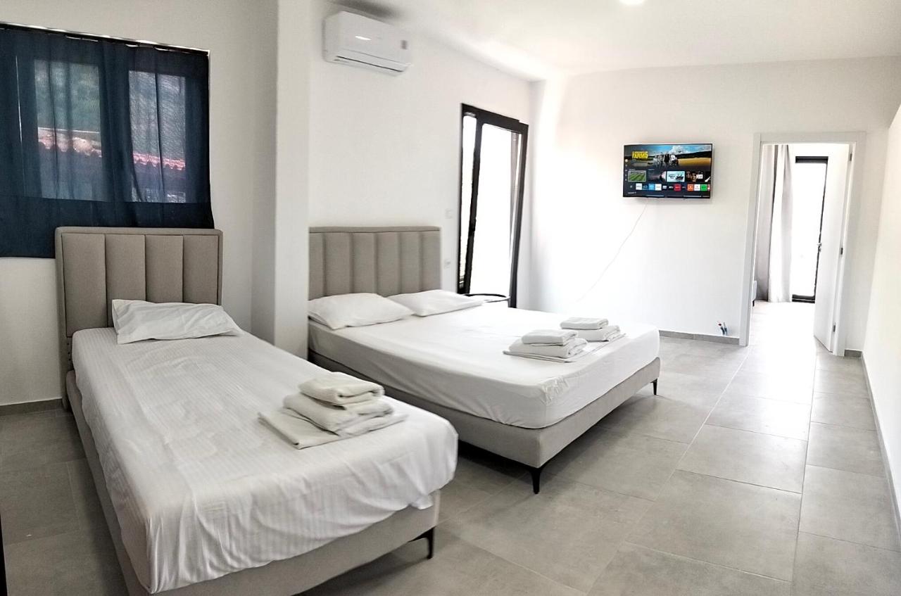 Deluxe Suite with Sea View