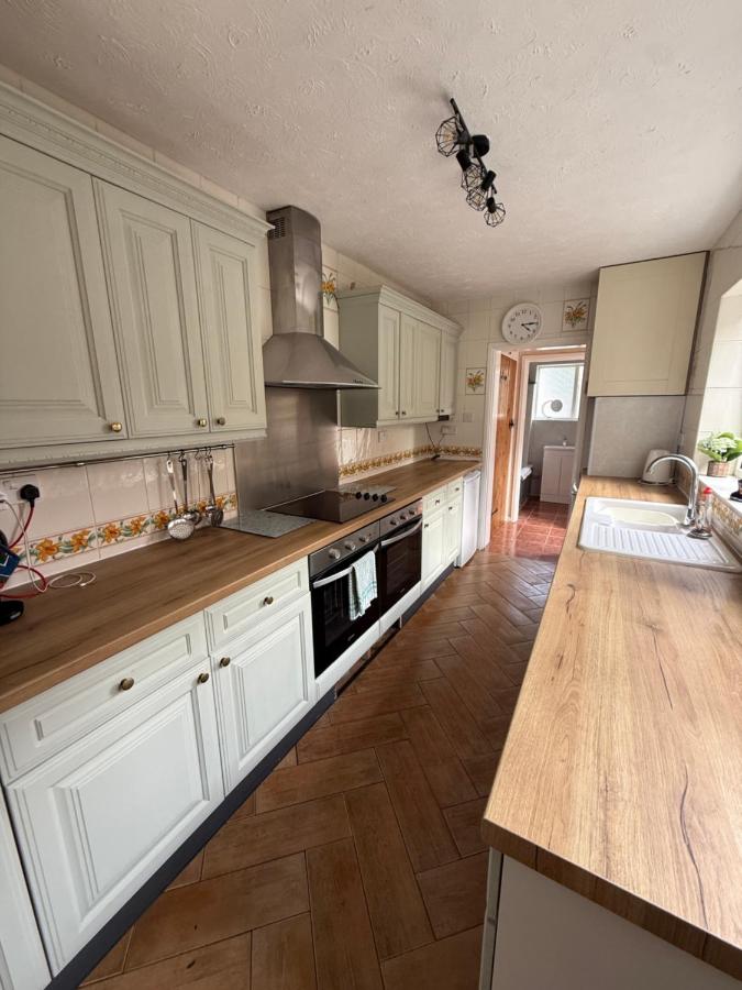 Stay at 48 - B&B Oulton