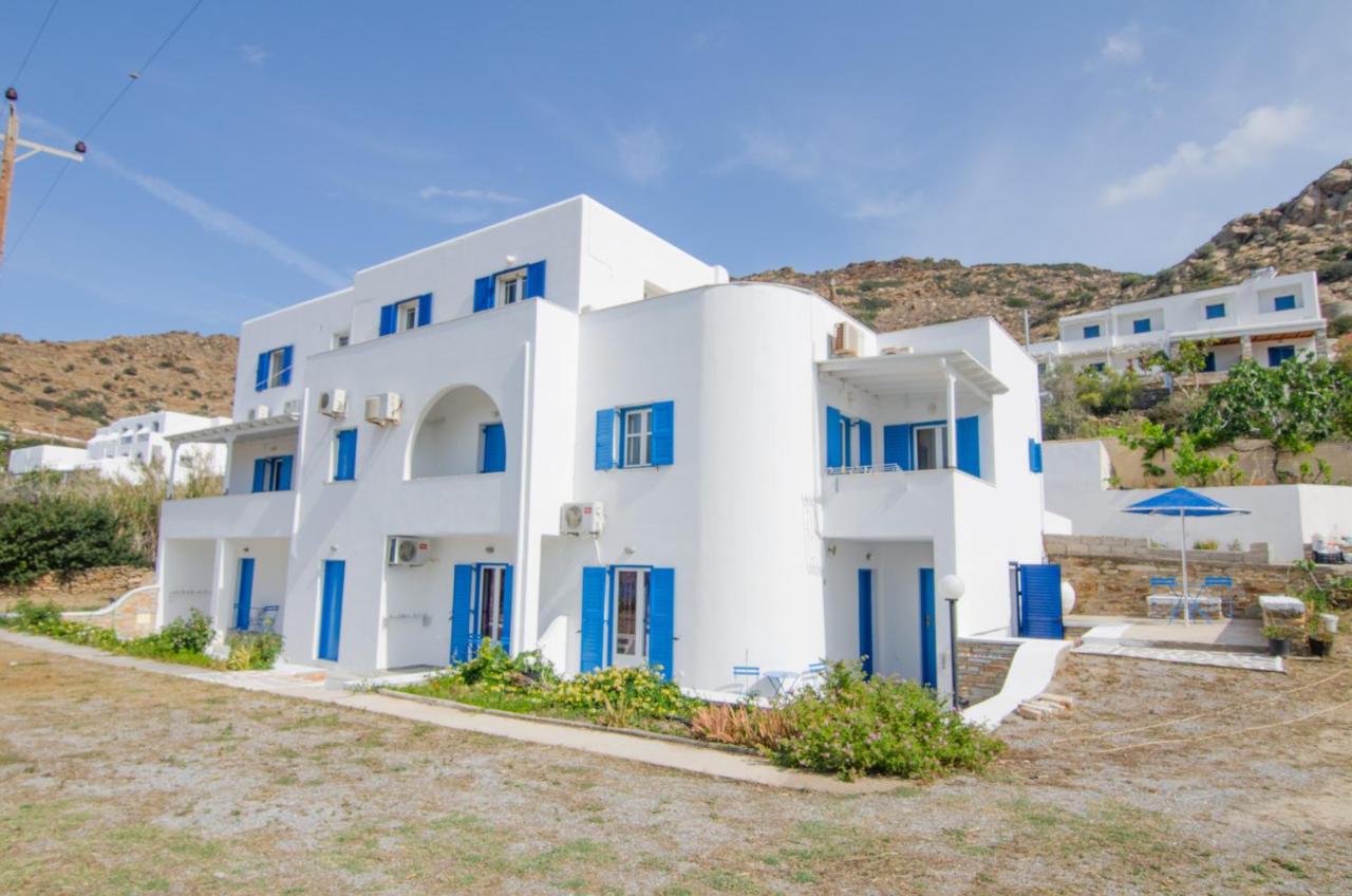 Sunshine Studios - Chambres d'hôtes Mylopotas