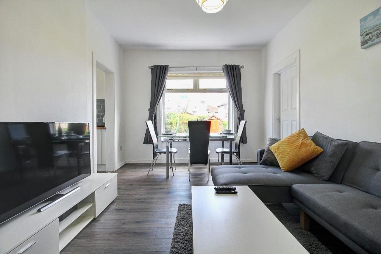 Kingspark Apartment Apartment - Bed and Breakfast Glasgow
