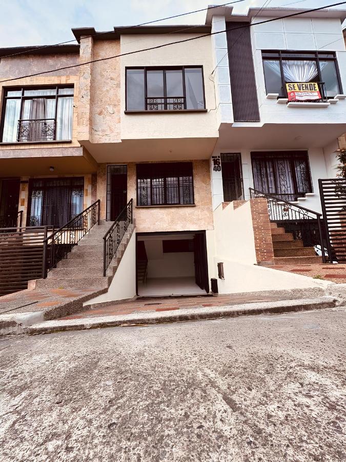 Habitación Doble Confort con Smart TV y Wifi, Galán Deluxe - B&B Armenia