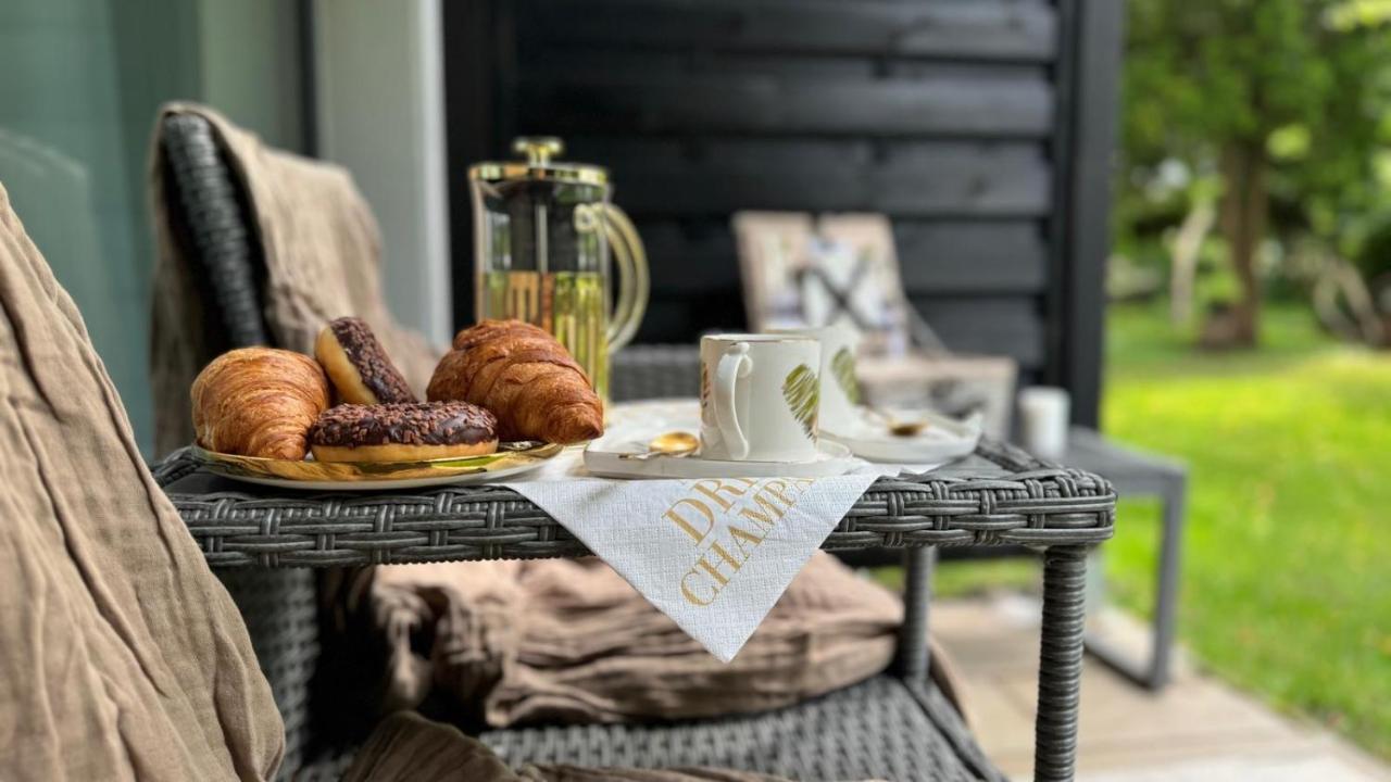 Gold Apartament Prywatne Jacuzzi & Sauna - Bed and Breakfast Kołobrzeg