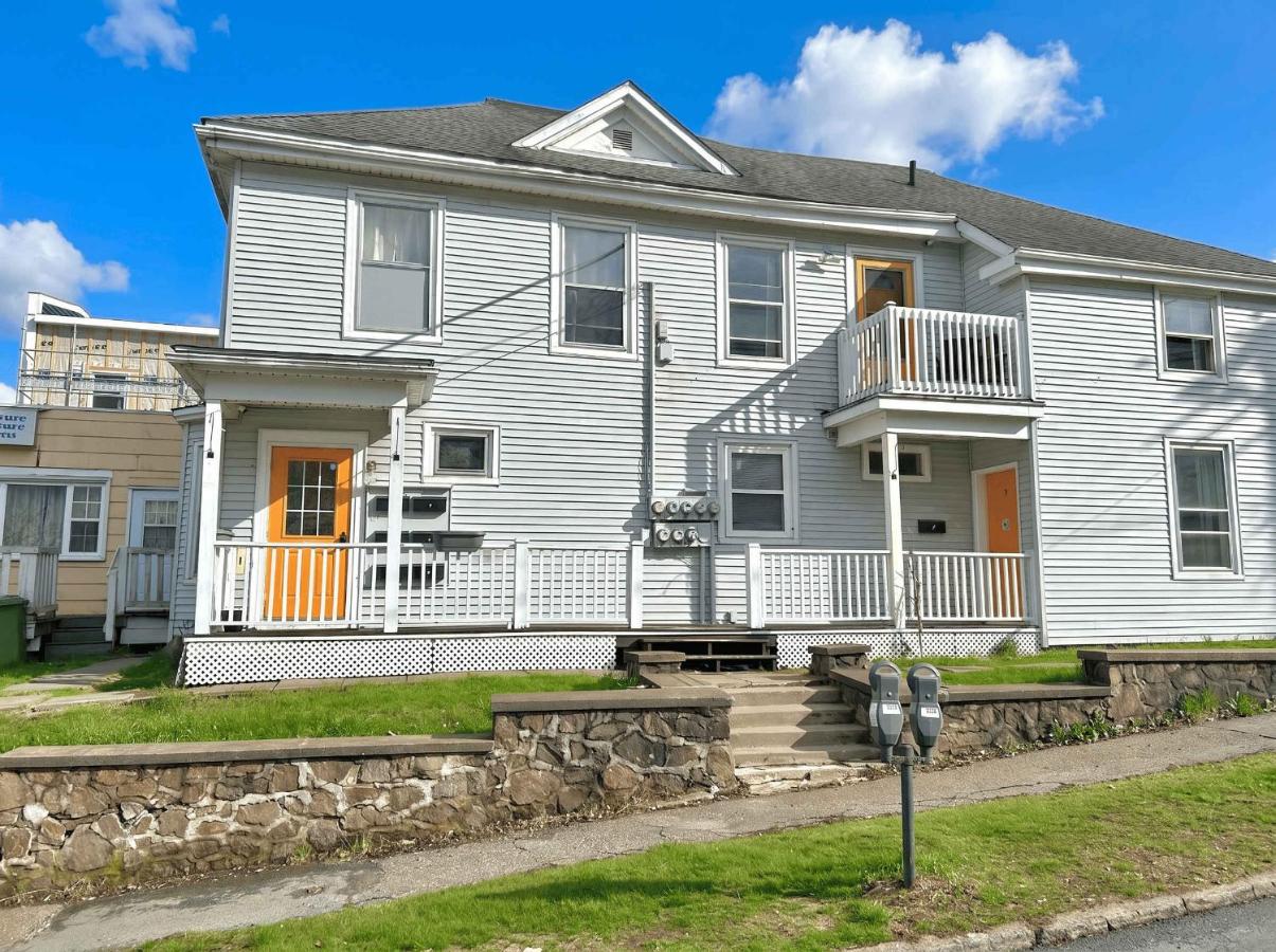 King Bed 2BR near the LaHave River and Trails - Ferienwohnung Bridgewater