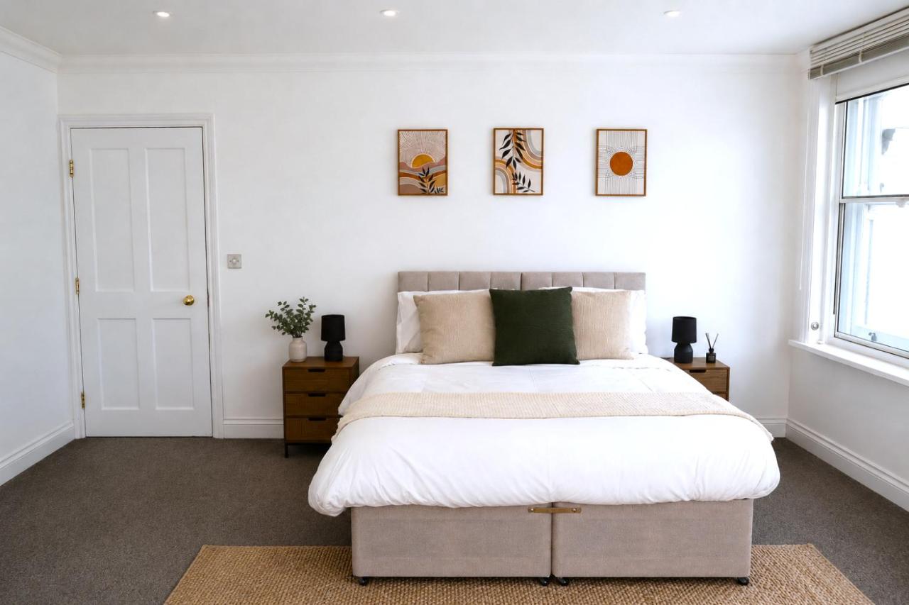 Modern 2-Bed Apartment in the Heart of Brighton Lanes - Walk to the Seafront - B&B Brighton