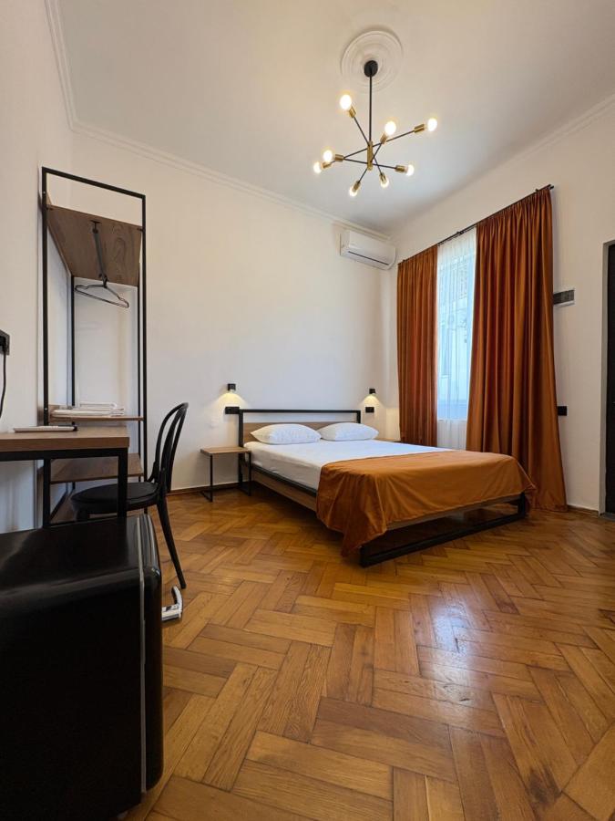 King Room with Mountain View
