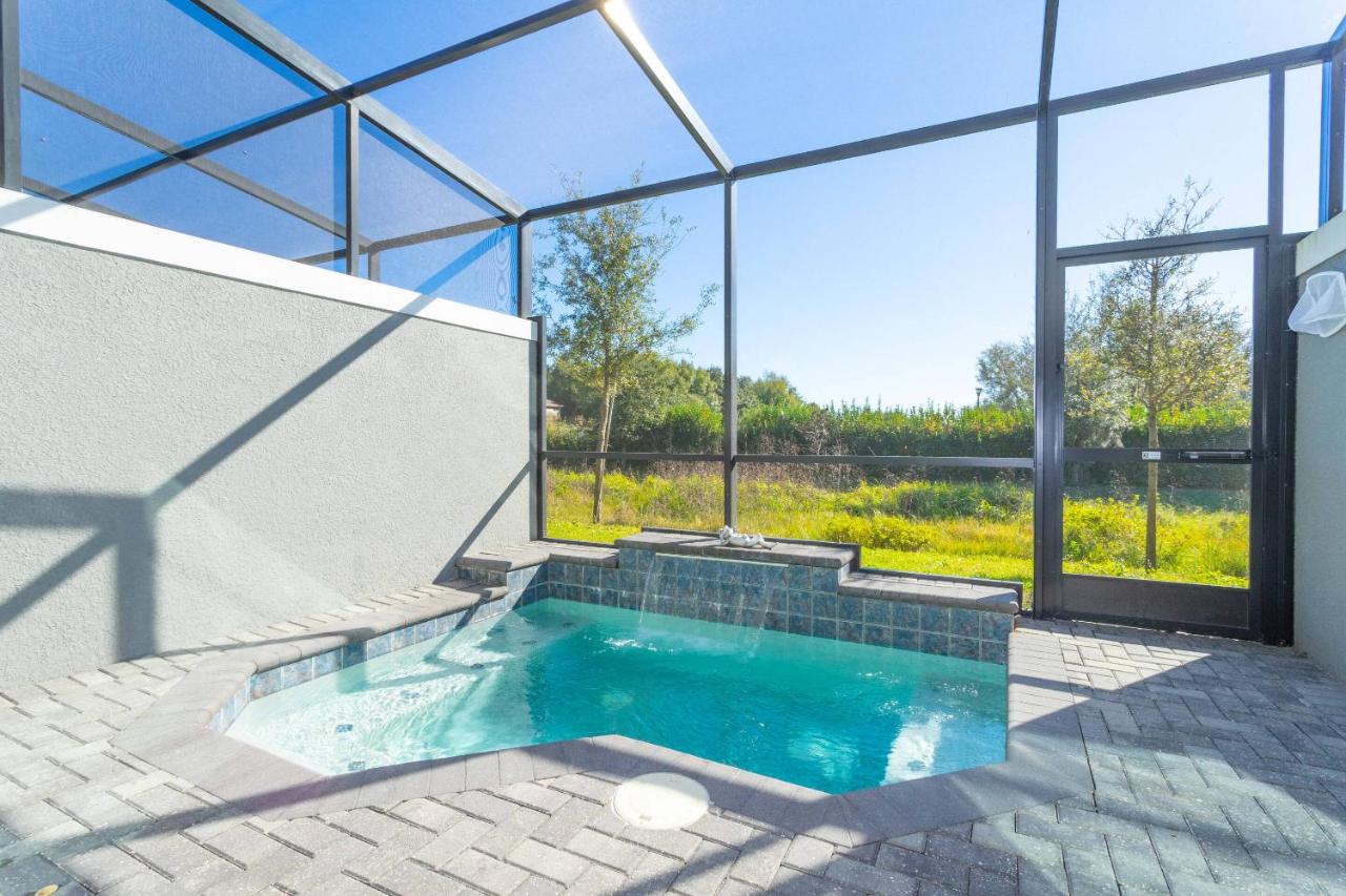 Luxury Home WSplash Pool Near Disney 42 - Chambres d'hôtes Kissimmee