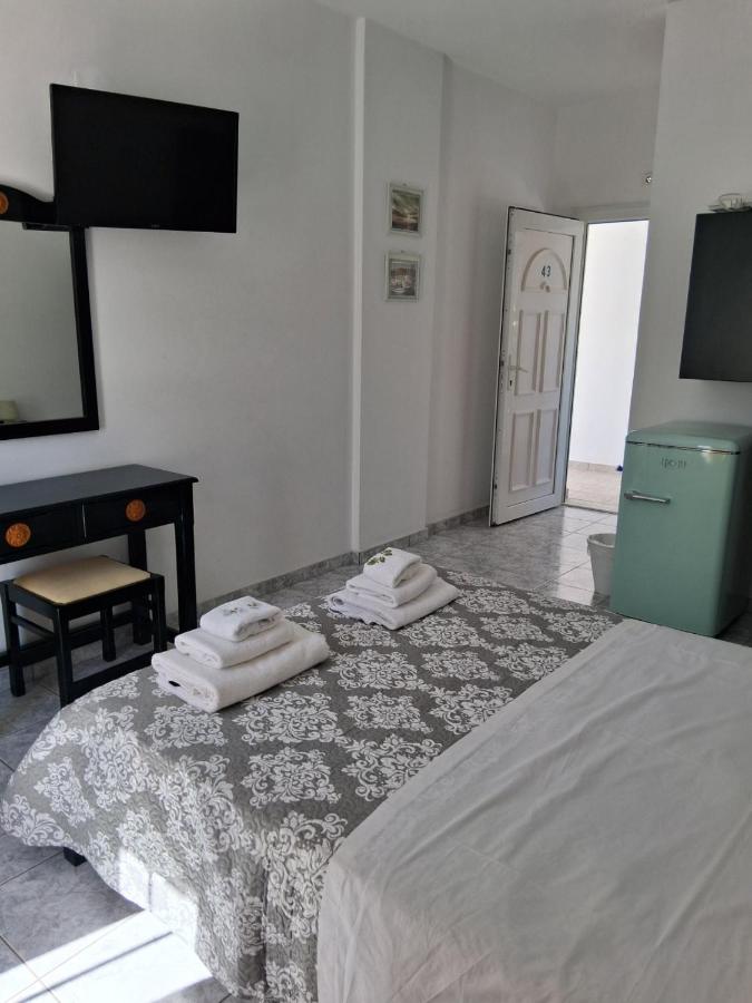 Alegrias spot - B&B Adamantas