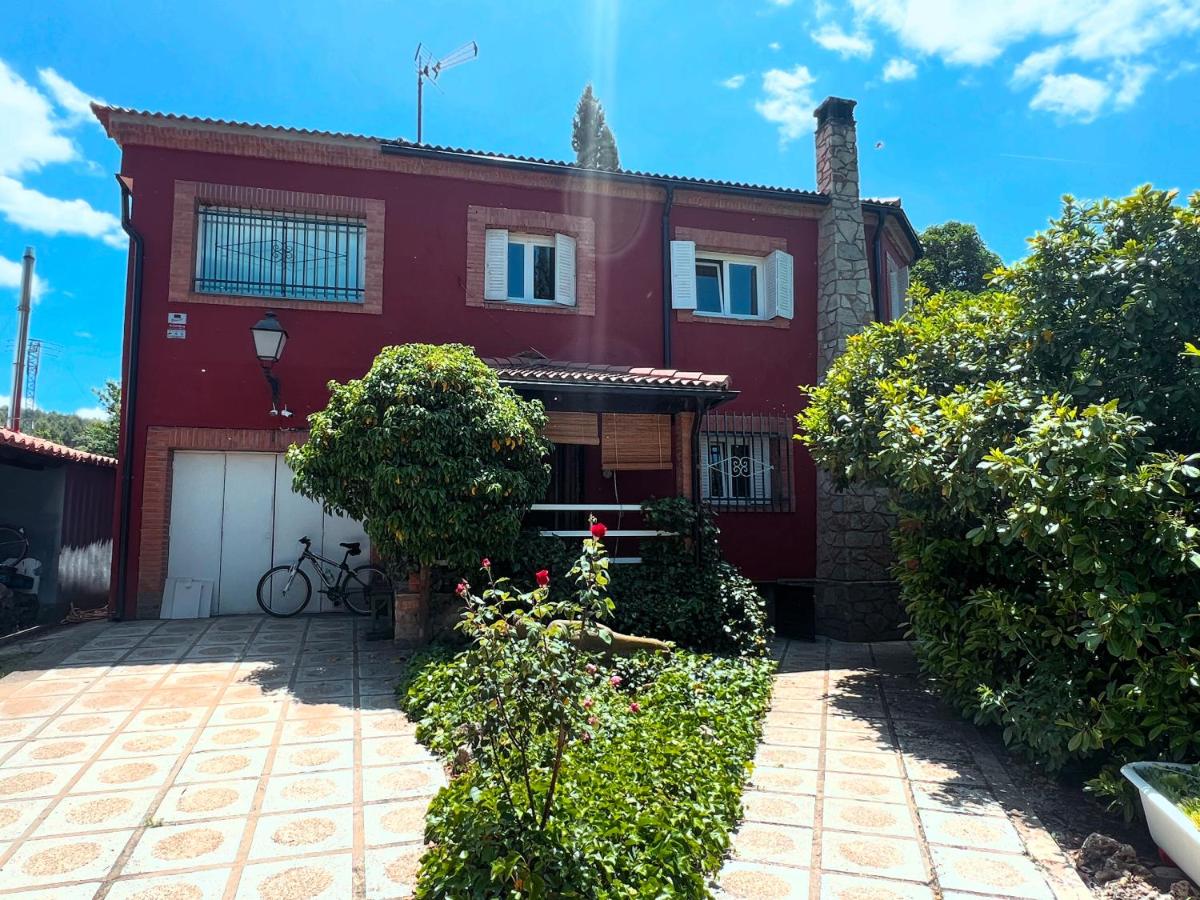Casa Roja Sigüenza - B&B Sigüenza