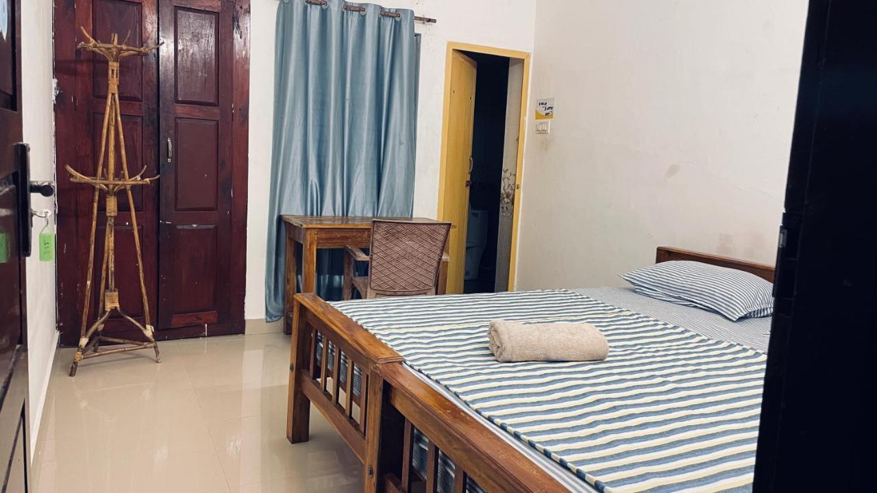 Sarposh villa - B&B Varkkallai