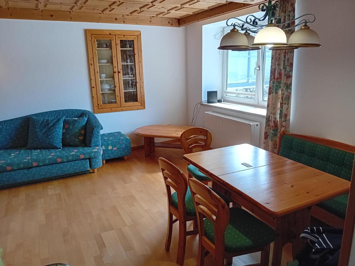 Vierbettzimmer mit Bergblick