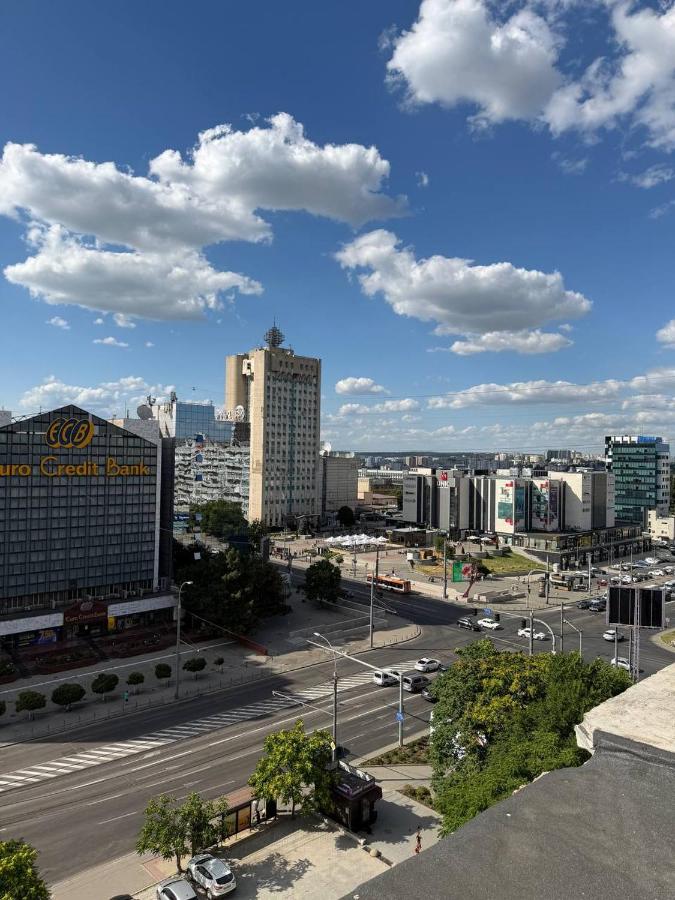 City Lights & Central View Apartments - Ferienwohnung Chişinău