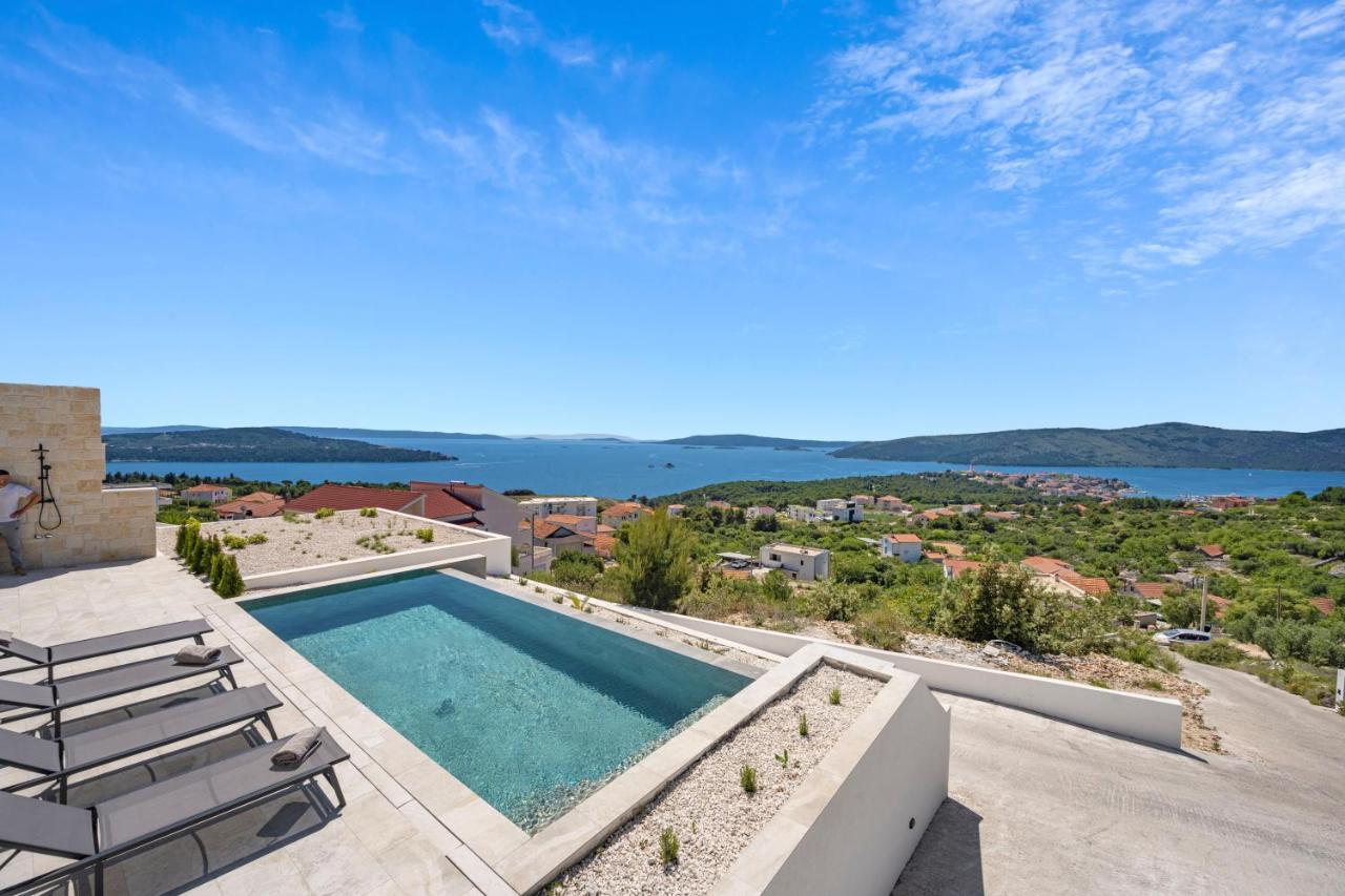 Luxury Imperial Sea Horizon Villa - B&B Seget Vranjica