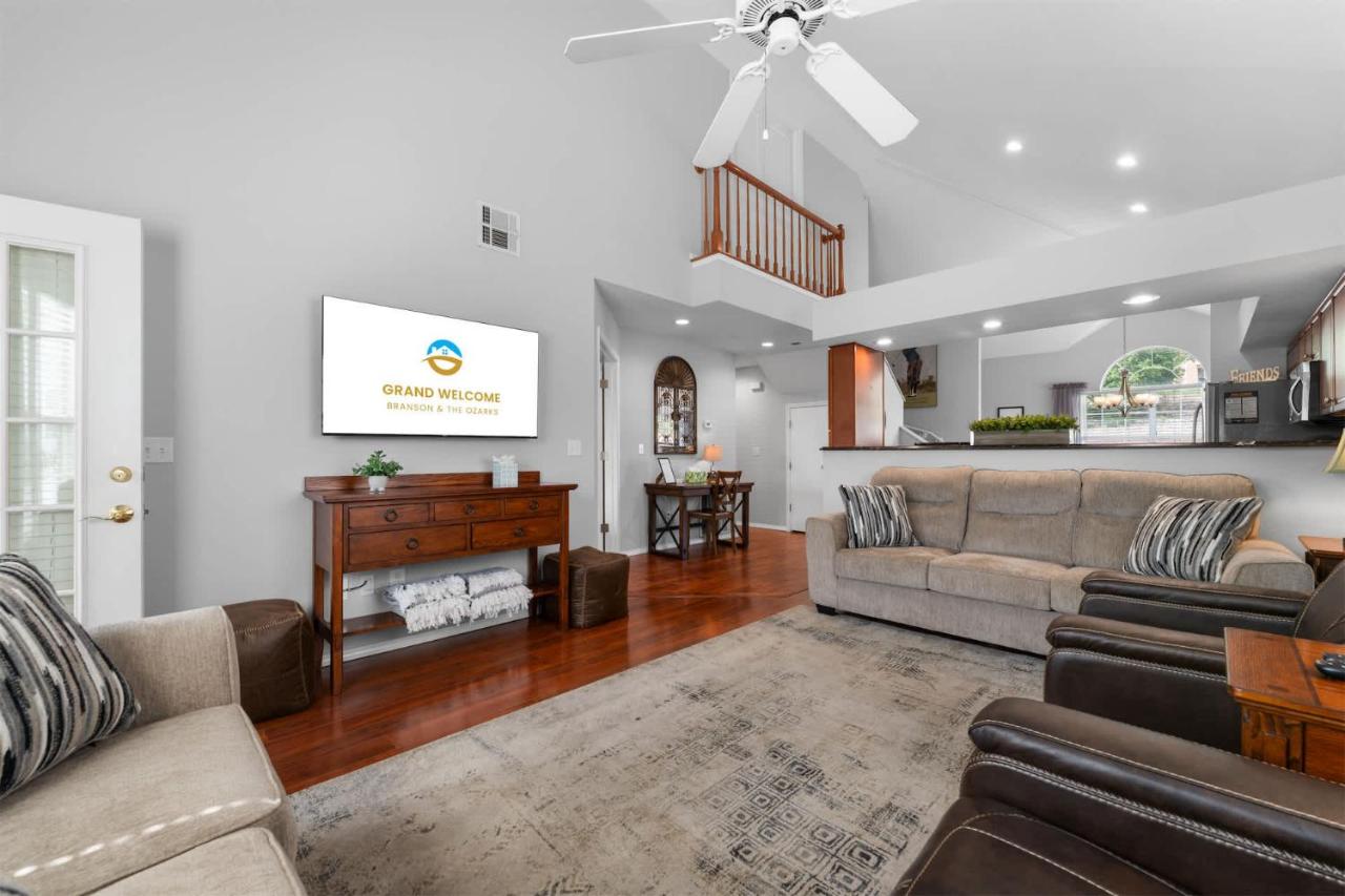 Family Retreat on the Fairways - Bed and Breakfast Branson