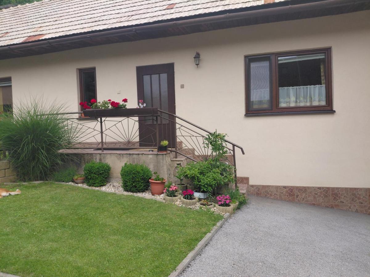 Dom nedaleko Slovenskeho raja - Iliasovce - B&B Iliašovce