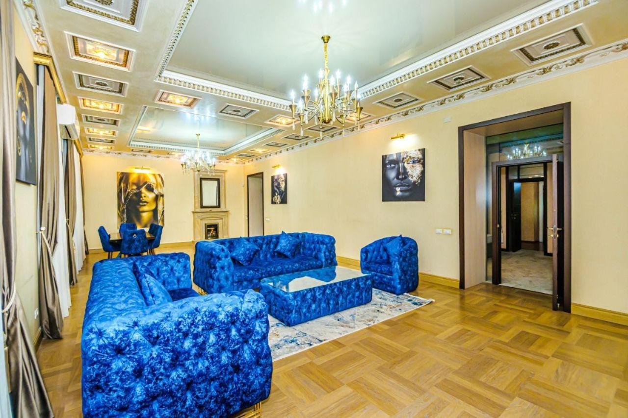 Four Seasson Apartment 2 - Bed and Breakfast Bakoe