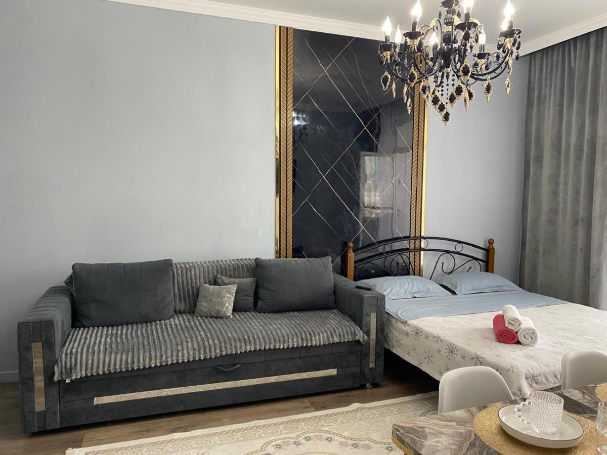 Современная евродвушка в ЖК Grand Turan Business - Chambres d'hôtes Astana