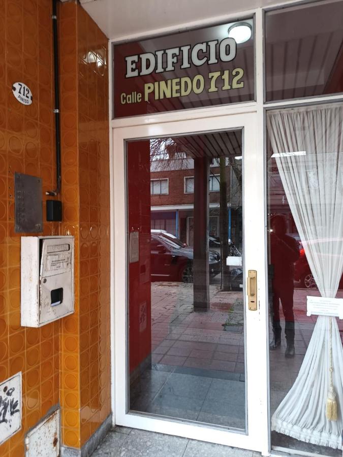 Monoambiente en pleno centro de Adrogué - Bed and Breakfast Adrogué