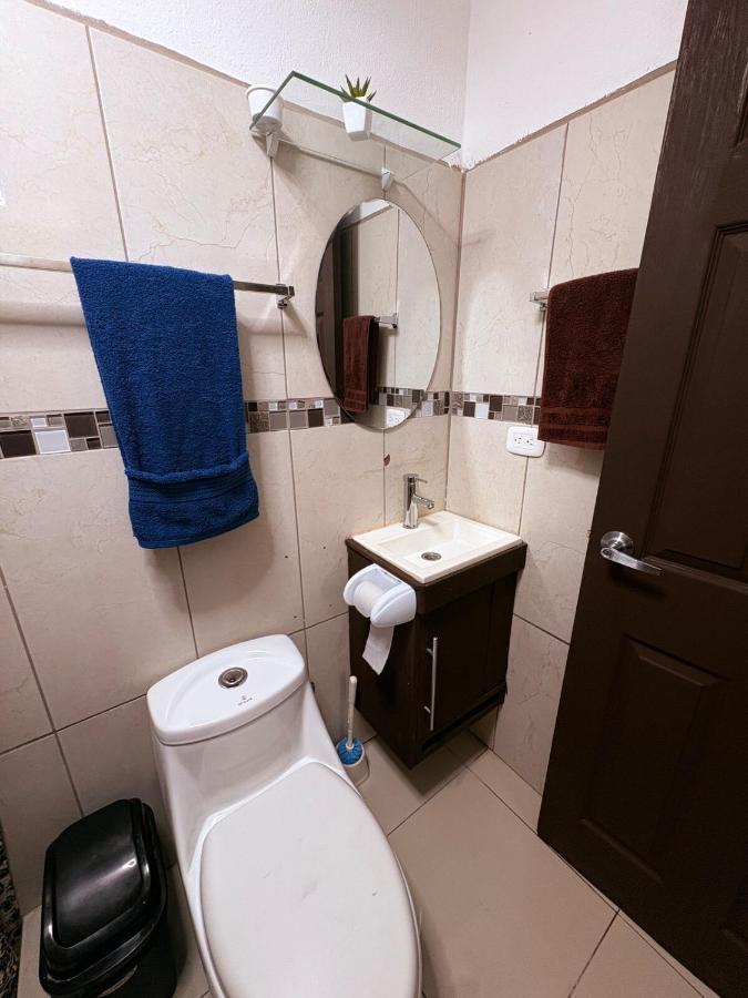 Escápate a Jacó apartamento completo - B&B Jacó