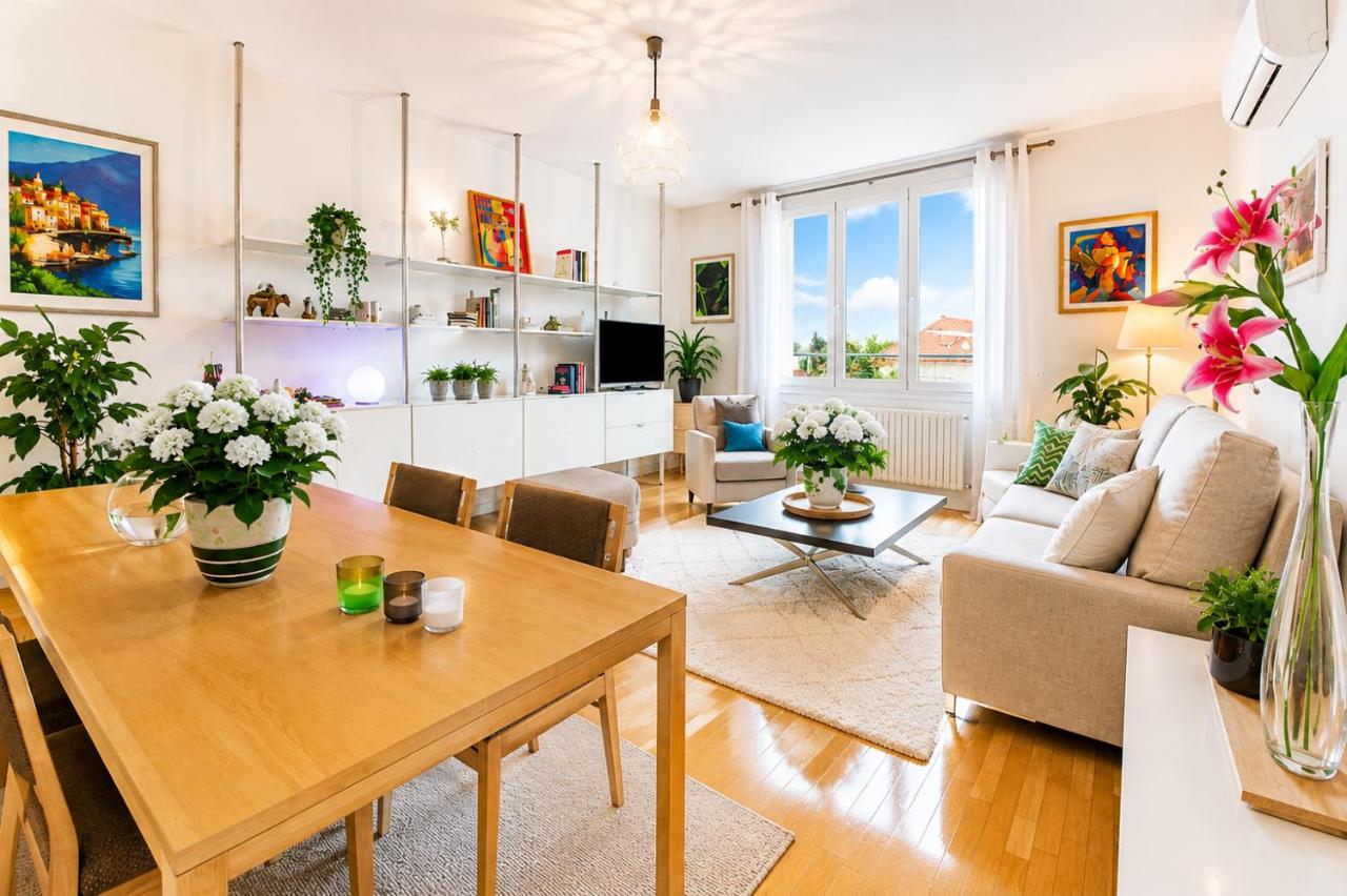 Appartement Climatisé 7mn Centre Ville 95M2 4 Adultes Bébé Garage Sous sol Arrivée Autonome - Chambres d'hôtes Dijon