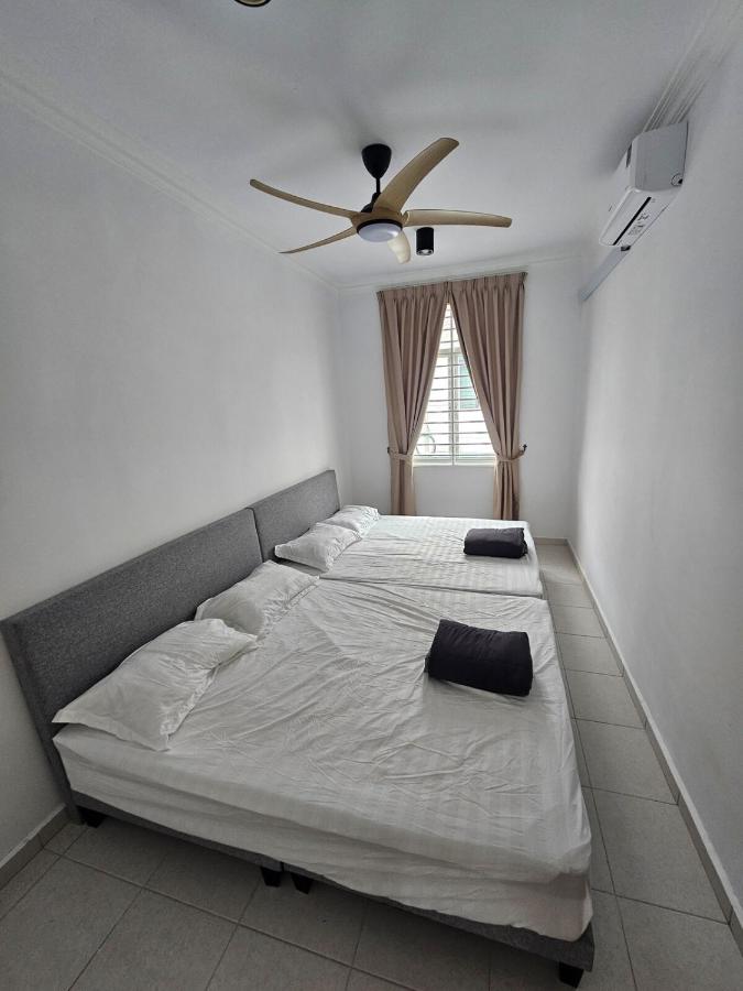 COZY Homestay Kundang Rawang Gamuda Garden KL 15 people - Ferienwohnung Ladang Seri Kundang