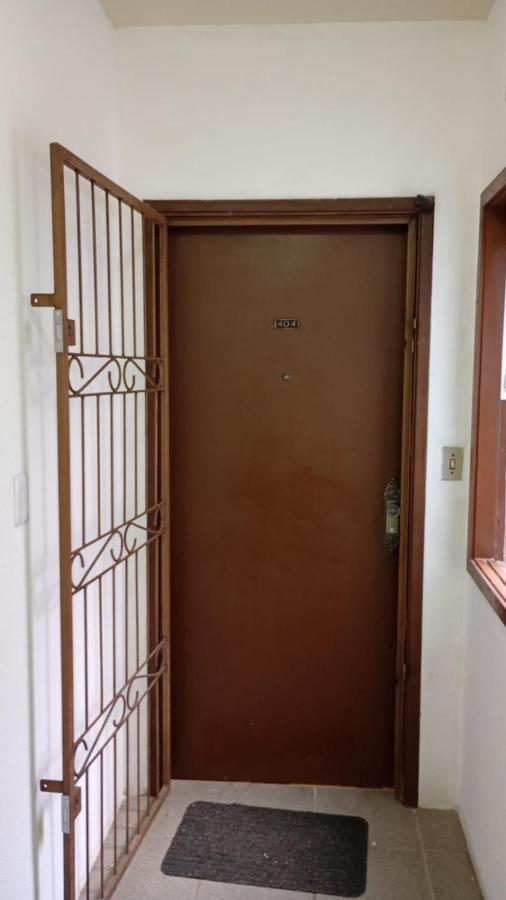 Apartamento central bem localizado - B&B Pelotas