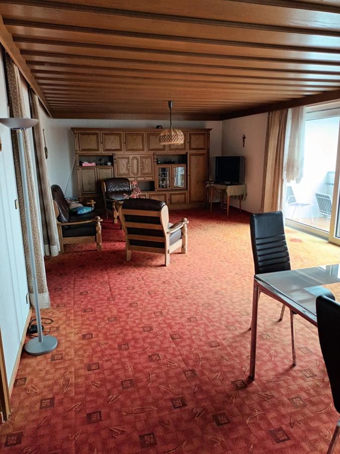 Apartamento de 2 dormitorios con balcón