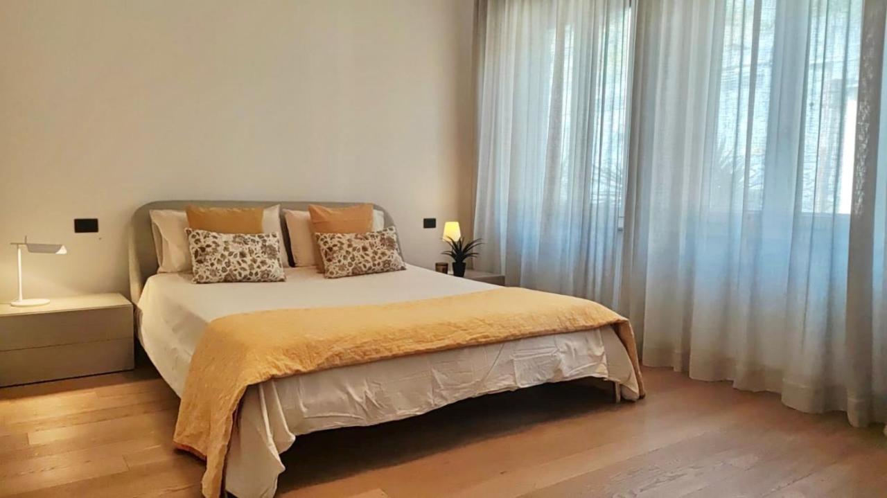 Giulia's Seaside Home - B&B La Spezia
