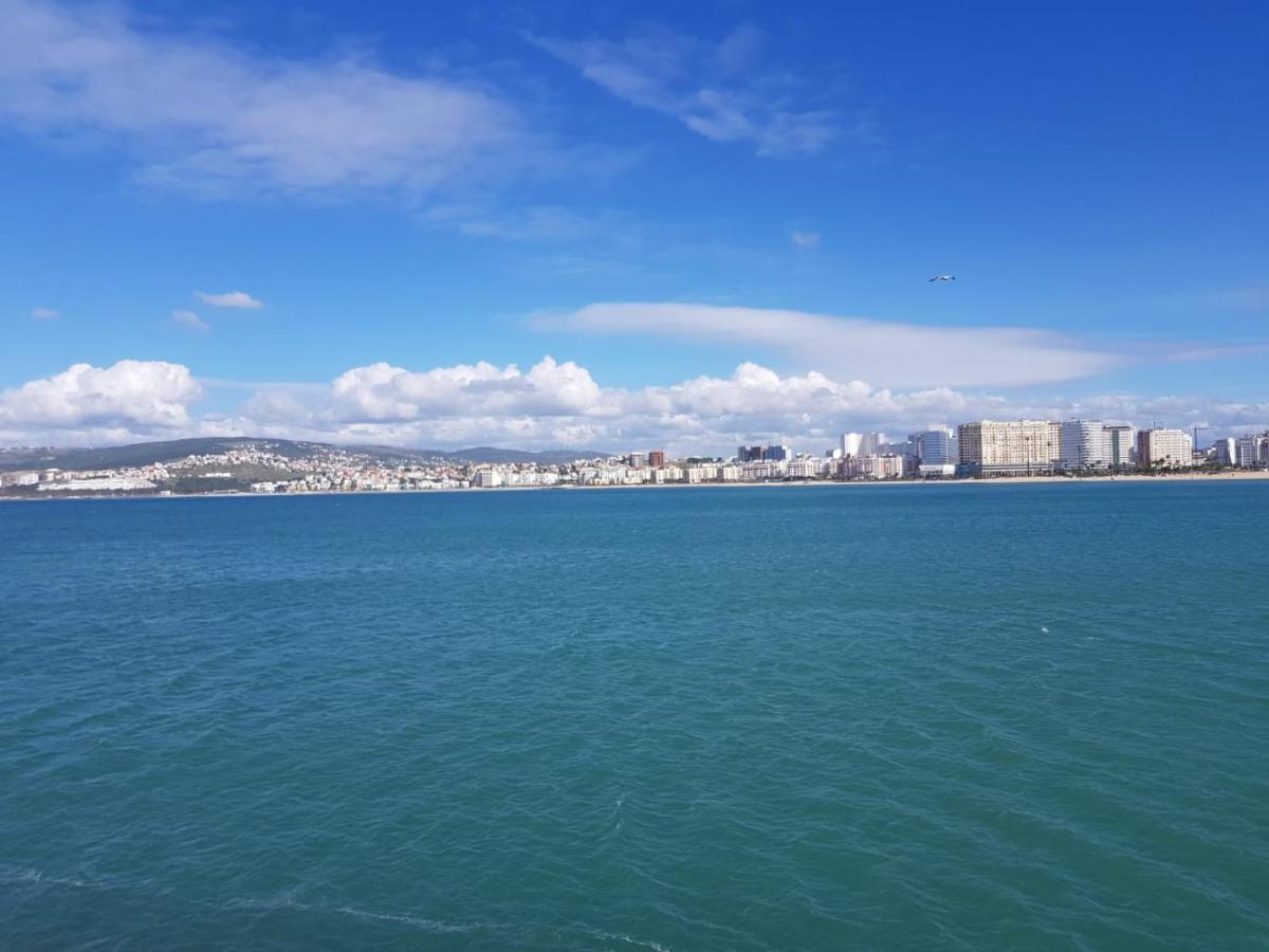 Shine Apartment Family Only - Tanger Malabata - B&B Tangier