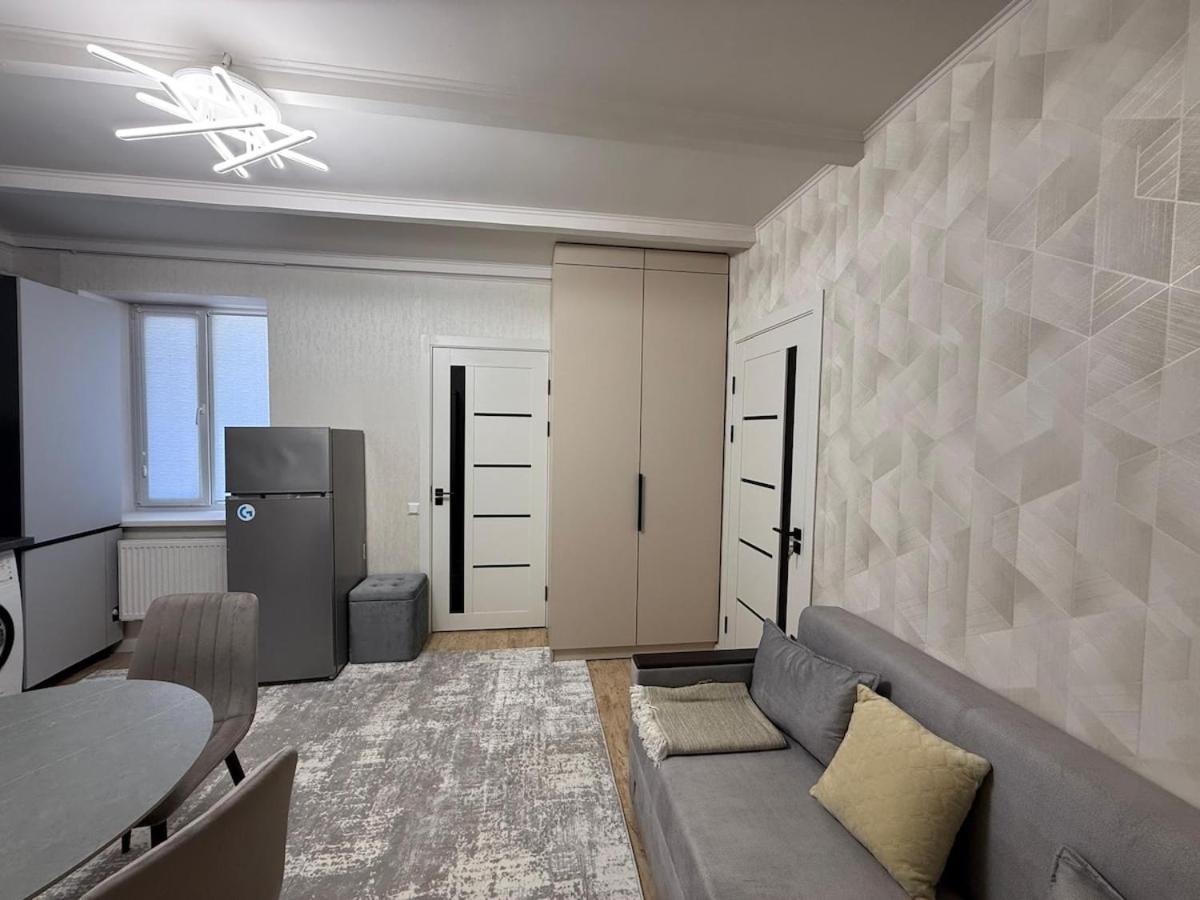 Исторический центр свой паркинг - Ferienwohnung Chişinău