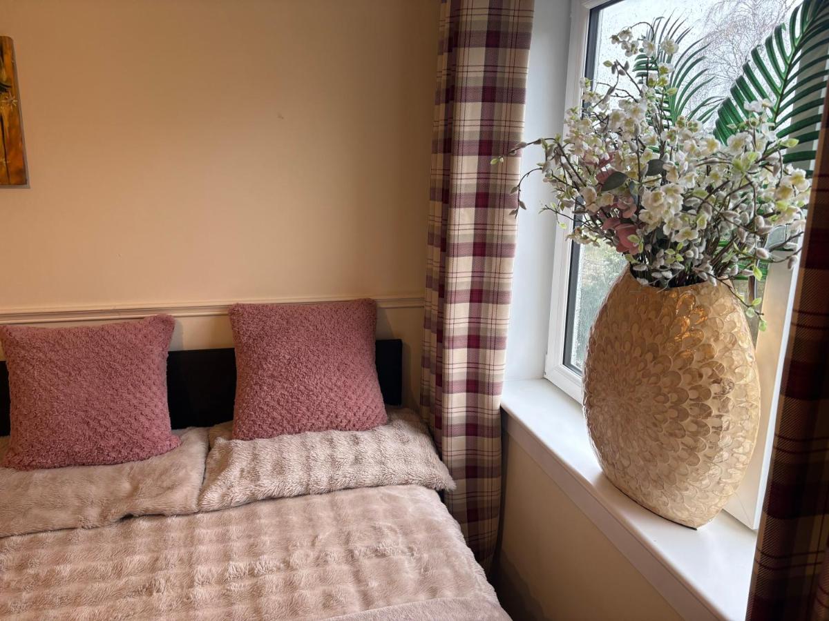 Lovely quiet double room - Ferienwohnung Edinburgh