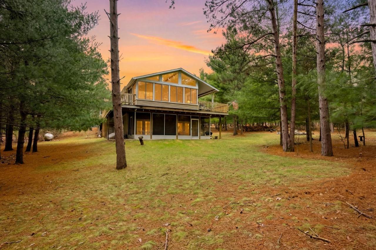 Hot Tub + Sauna + Game Room | Near Downtown Dells - B&B Wisconsin Dells