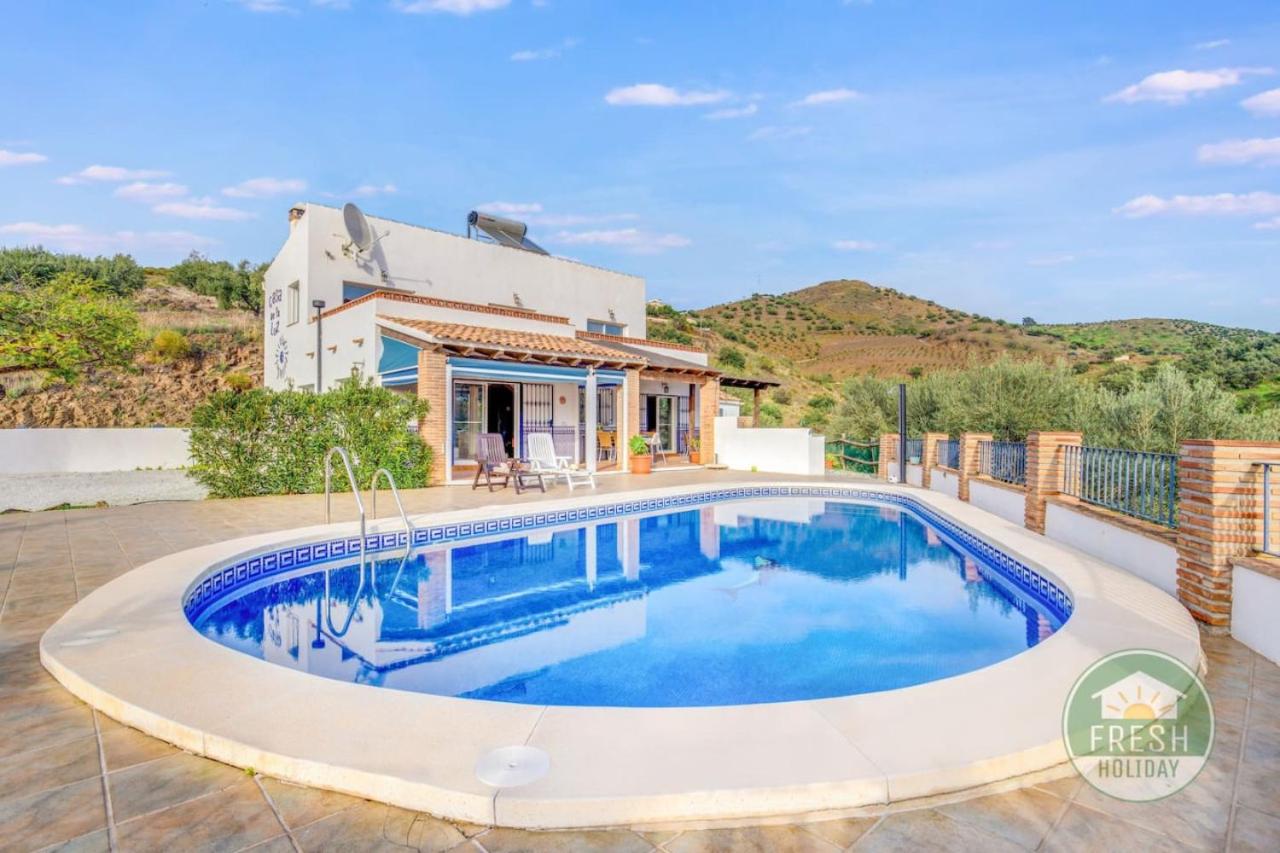 Casa de la Luz | Private 4BR Villa & Pool Escape - B&B Arenas