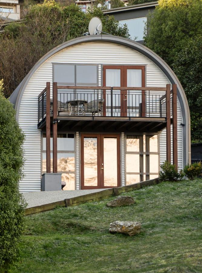 Arc House - 5 min to Town - Hot Tub - Loft - B&B Queenstown