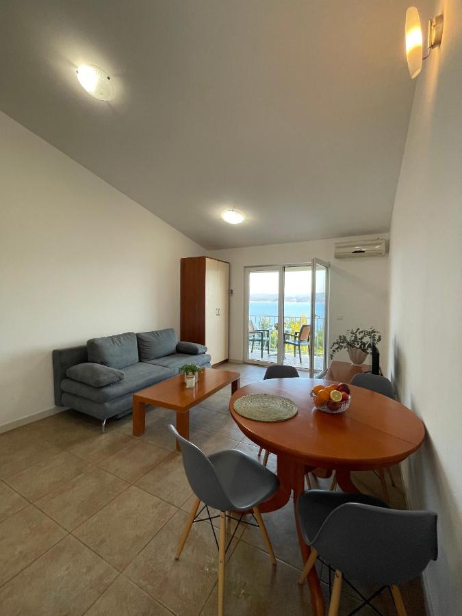 Appartamento con Vista e Balcone